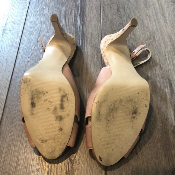 EUC Guess heels - Picture 2 of 2